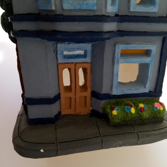 Create Crafts California Creations Hardware Store for Christmas Village - Picture 2 of 7